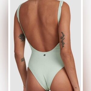 Billabong Low Back Swim Suit Size Large/12 Brand New